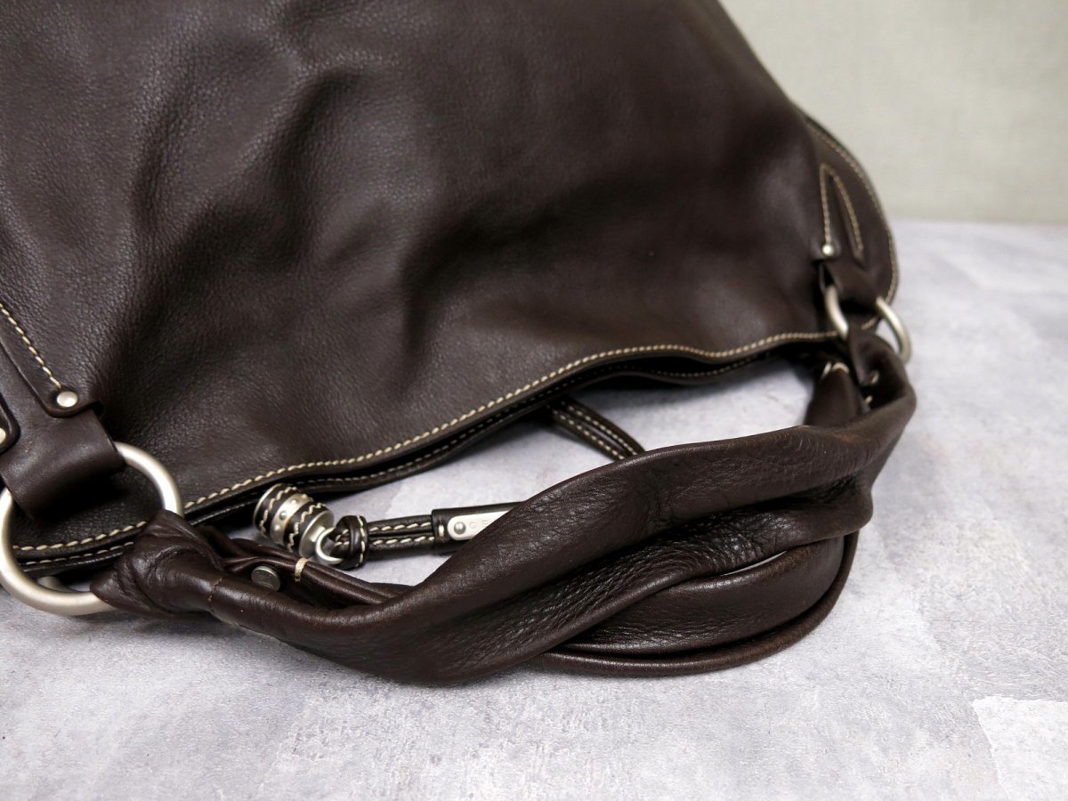 驚きの破格値，安い ○超美品○CELINE セリーヌ○ビタースウィート○