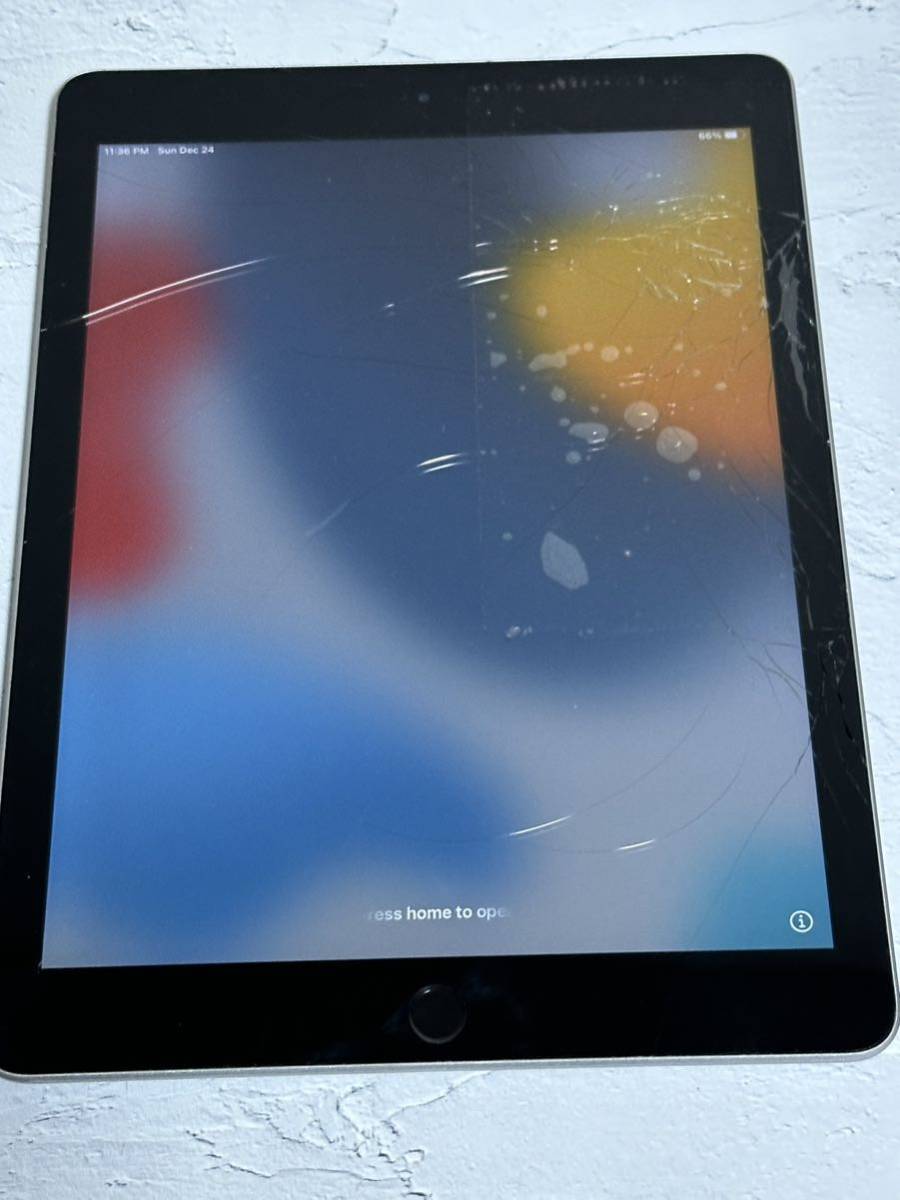 ジャンク品 iPad 6世代 32GB Wi-Fiモデル スペースグレー sku04