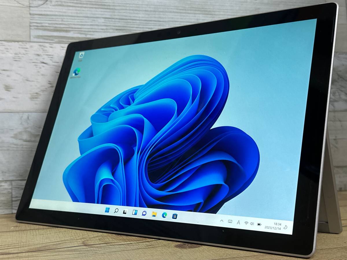 良品Microsoft Surface Pro 6[Core i5 8350U 1.9GHz⁄RAM:8GB⁄SSD 外観