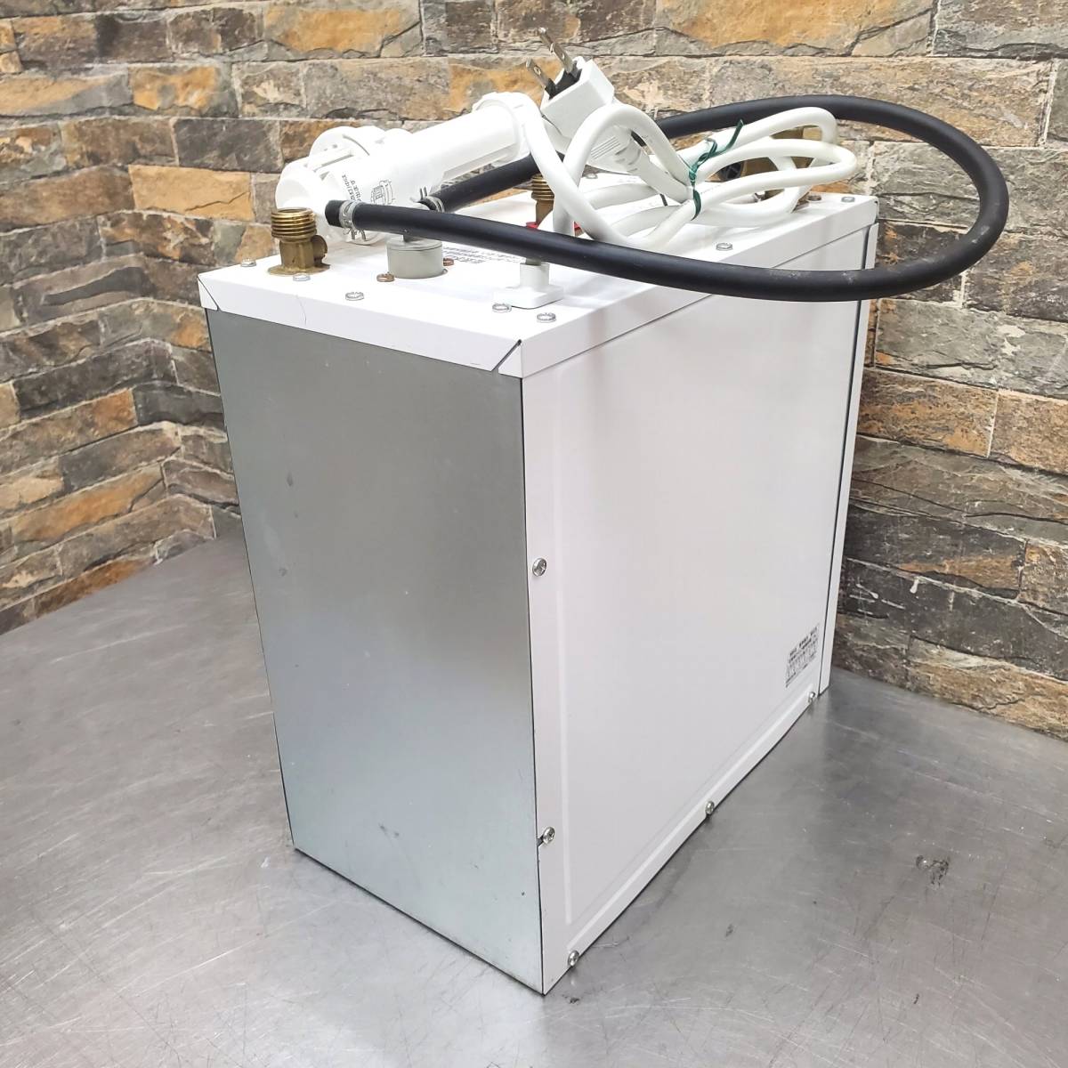 ♪♪l069 INAX イナックス 小型電気温水器 EHPN-H12V1 貯湯量 12L 100V 