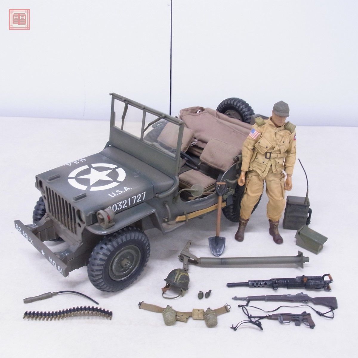 21st CENTURY TOYS 1/6 WWII US Military Jeep フィギュア付き 