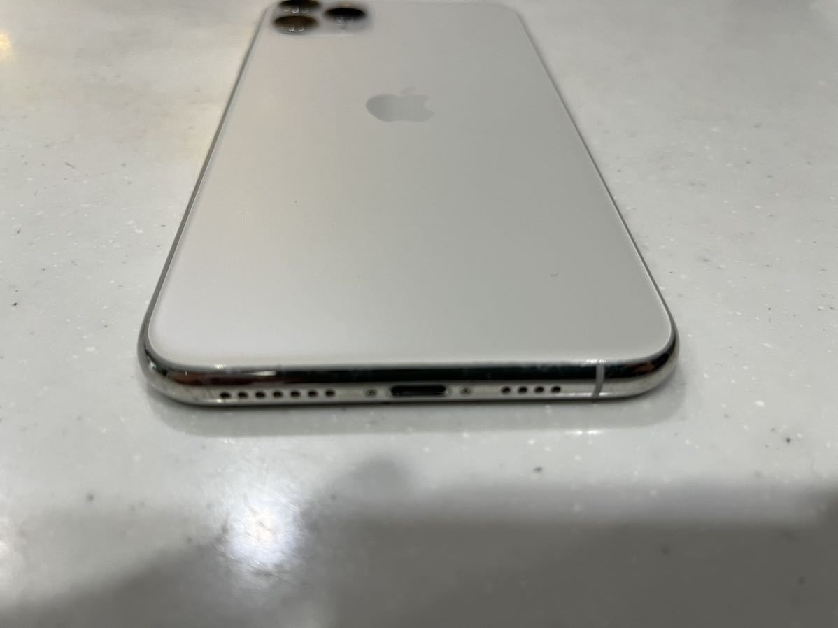 SIMフリー Apple iPhone11promax 256GB_5