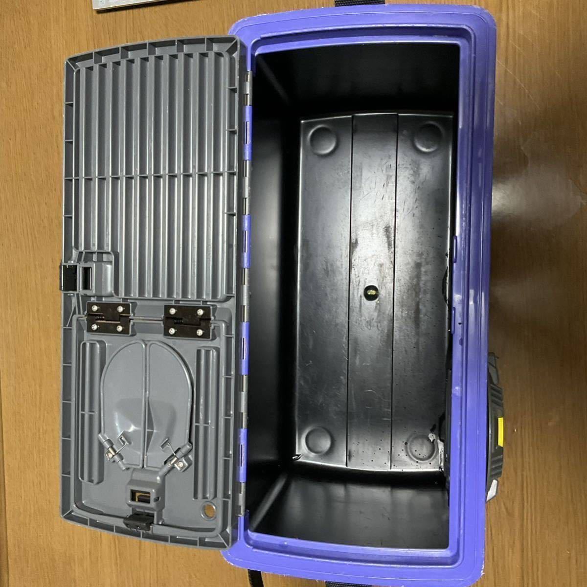 ダイワ　DAIWA 囮缶　オトリ缶　SS1800R 　+　DAIWAエアーポンプ　JETAIR214M 　+　SHIMANO キャリーケース　WADER CASE 　中古一式_4