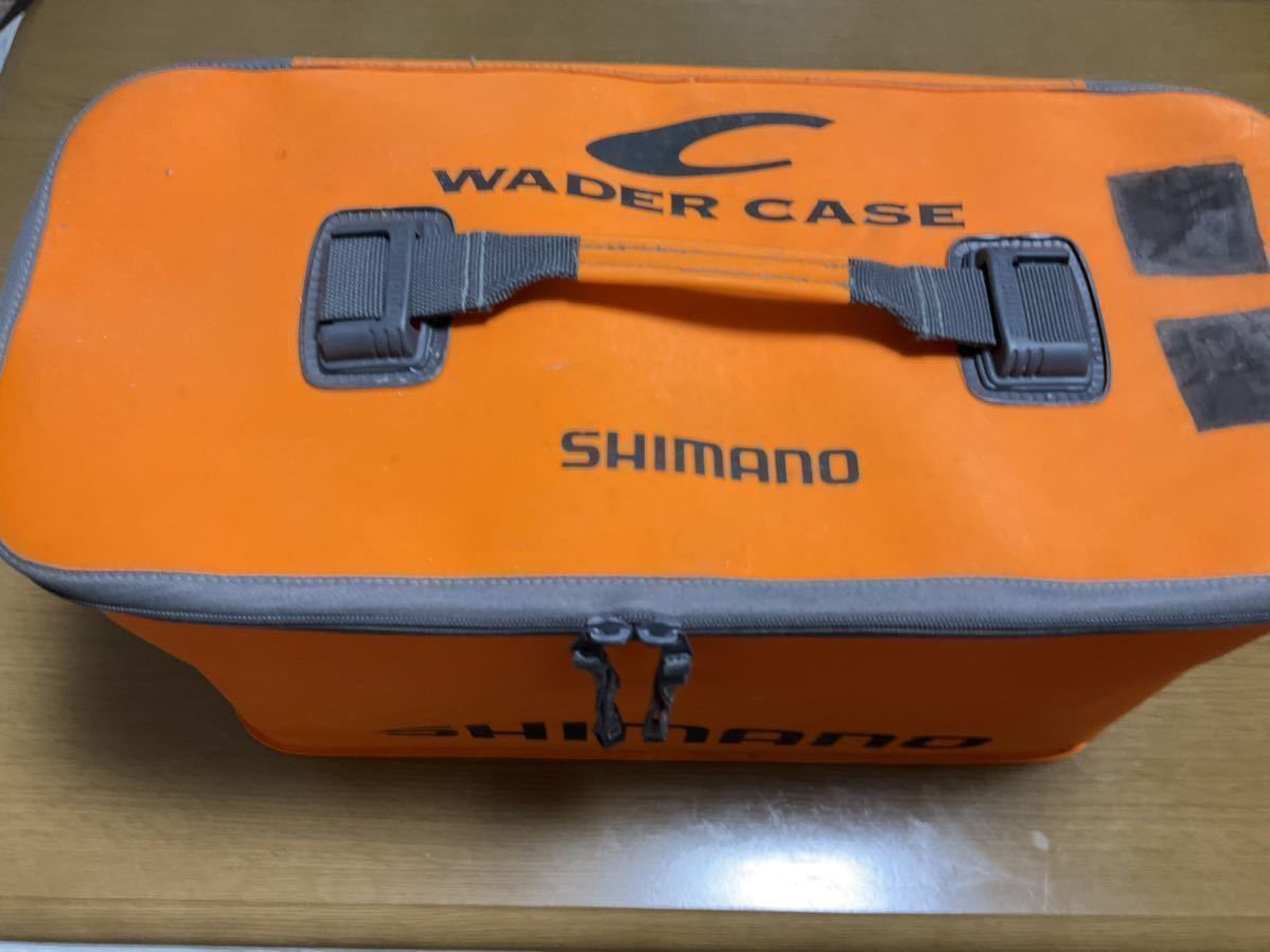 ダイワ　DAIWA 囮缶　オトリ缶　SS1800R 　+　DAIWAエアーポンプ　JETAIR214M 　+　SHIMANO キャリーケース　WADER CASE 　中古一式_5