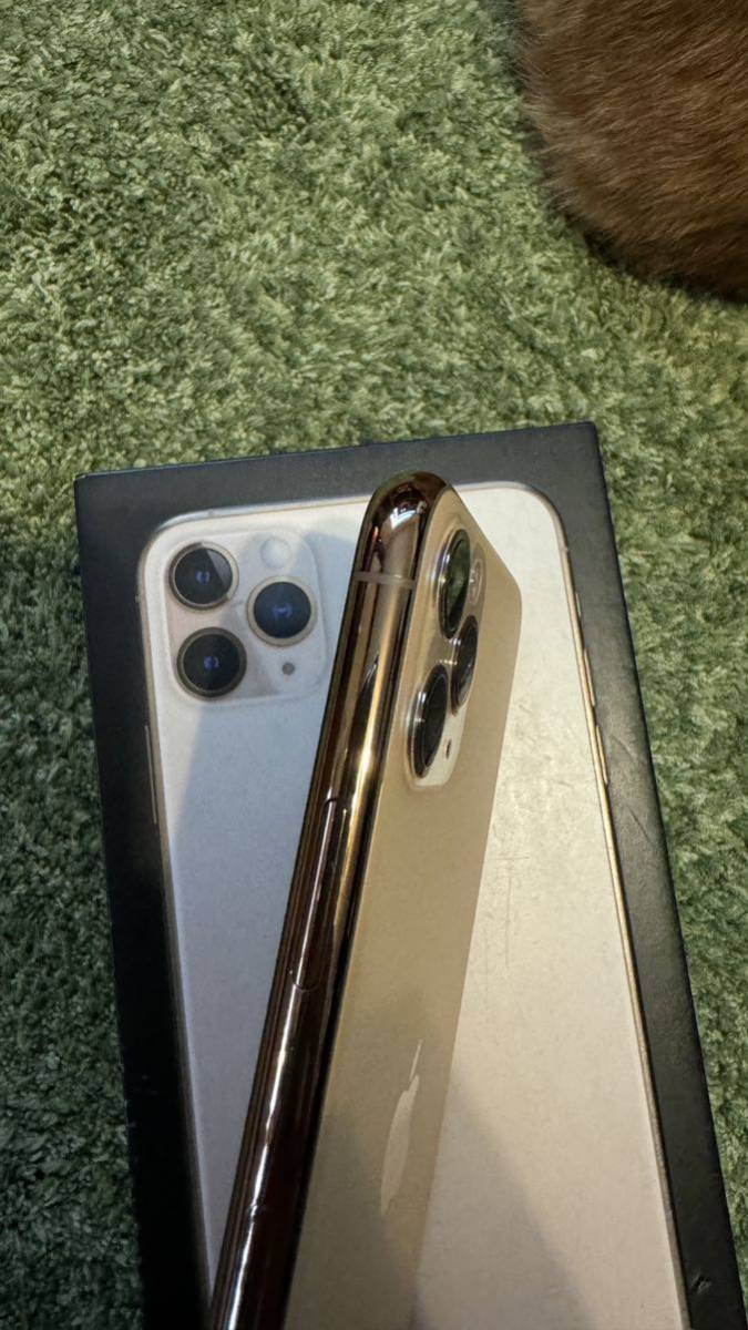 iPhone 11 Pro Max 256GB SIMロック解除済ゴールド 極美品_2