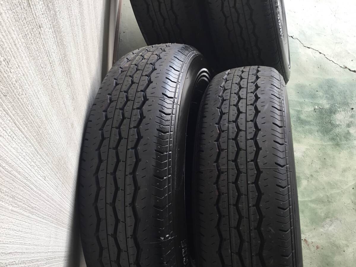 製造2023年43週目ほぼ新品195/80R15 107/105L ブリヂストン エコピア RD613バリ山 夏タイヤ ハイエース キャラバン４本セット_5