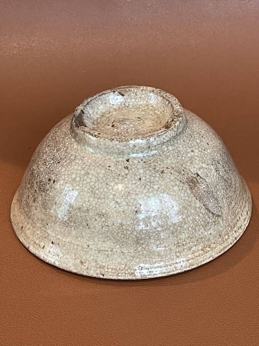 李朝盃 酒器 酒盃 金海手 完品の盃 ぐい呑み 井戸(李朝)｜売買された