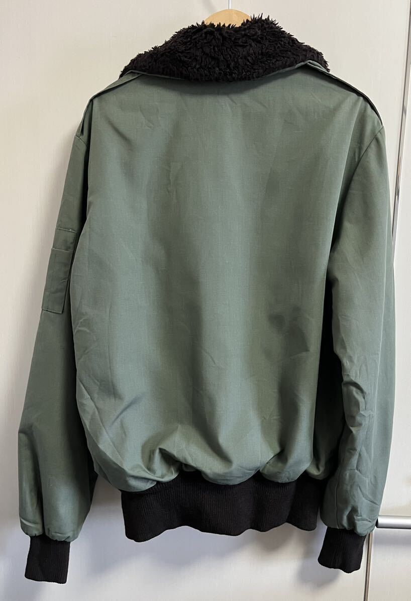 美品フランス製ヴィンテージフライトジャケット　40サイズ 色目と素材感が流石なフレンチヴィンテージです。_5