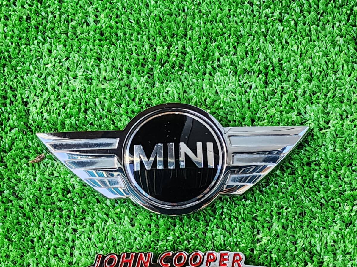 Genuine OEM BMW Mini John Cooper Works Badge Sticker – R55 R56 51117232803