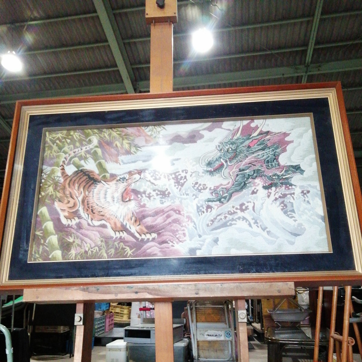 虎 刺繍 額の値段と価格推移は？｜1件の売買データから虎 刺繍 額の