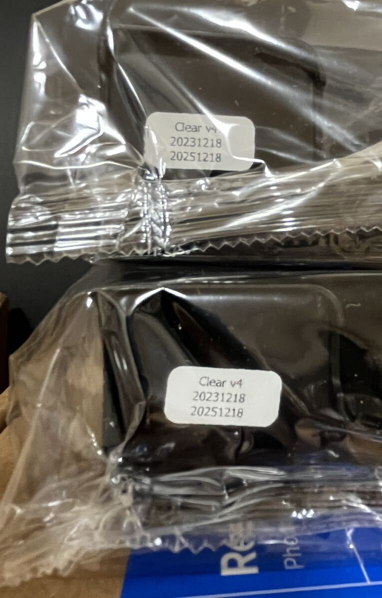 Formlabs Form2/Form3用 クリアレジンカートリッジV4×2本_3