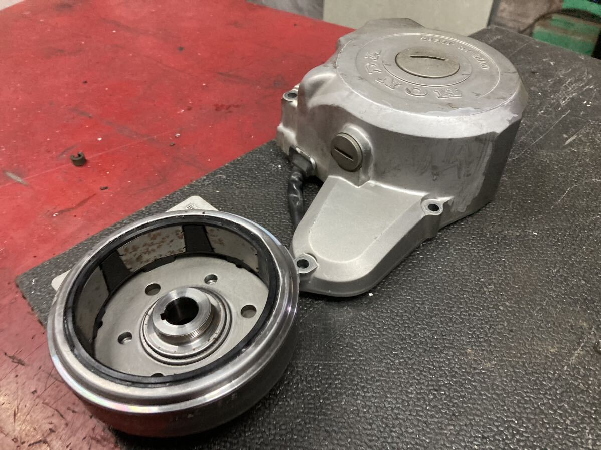 ☆リトルカブ　キャブ車　セル付き　AA01　ステーターコイル/ローター！即決！☆_5