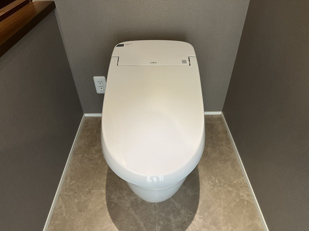 住宅展示場展示品 ウォシュレット シャワートイレ LIXIL 温水洗浄便座