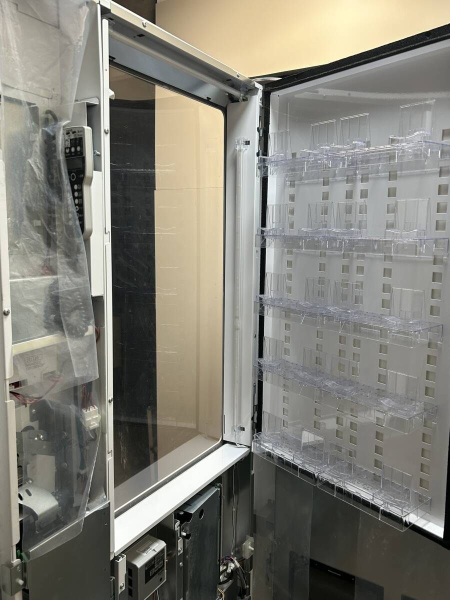 富士電機 屋内外用 自動販売機 FRM10D5CZ2NM 100V仕様 小型汎用自動