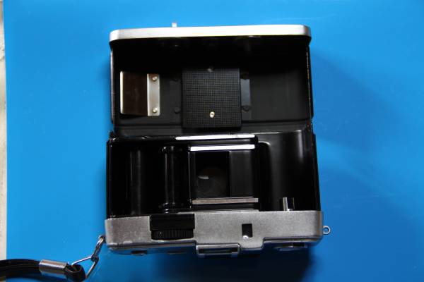 OLYMPUS Pen S　オリンパスペンＳ　f2,8cm 中古良品_2