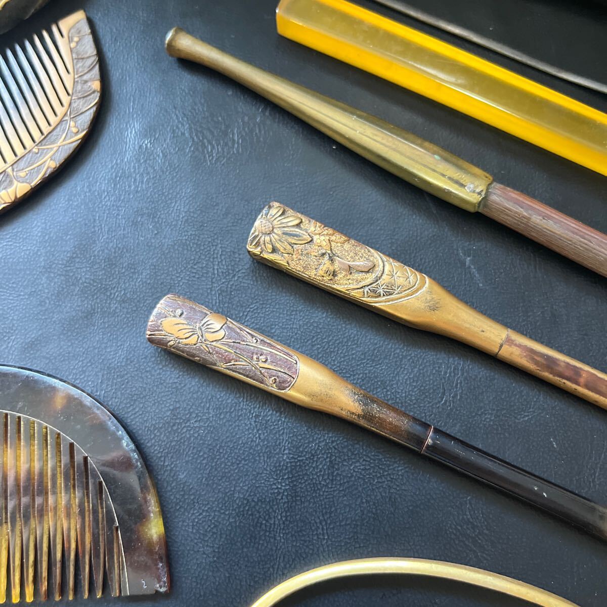 和骨董品 櫛＆かんざし セット アンティーク鼈甲細工 希少装飾品 昔の