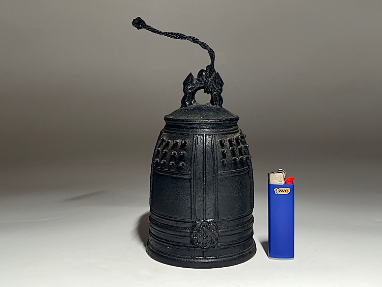 瑞】銅製 小型半鐘 仏具 梵鐘 釣り鐘 鳴物 金属工芸 仏教美術 重さ