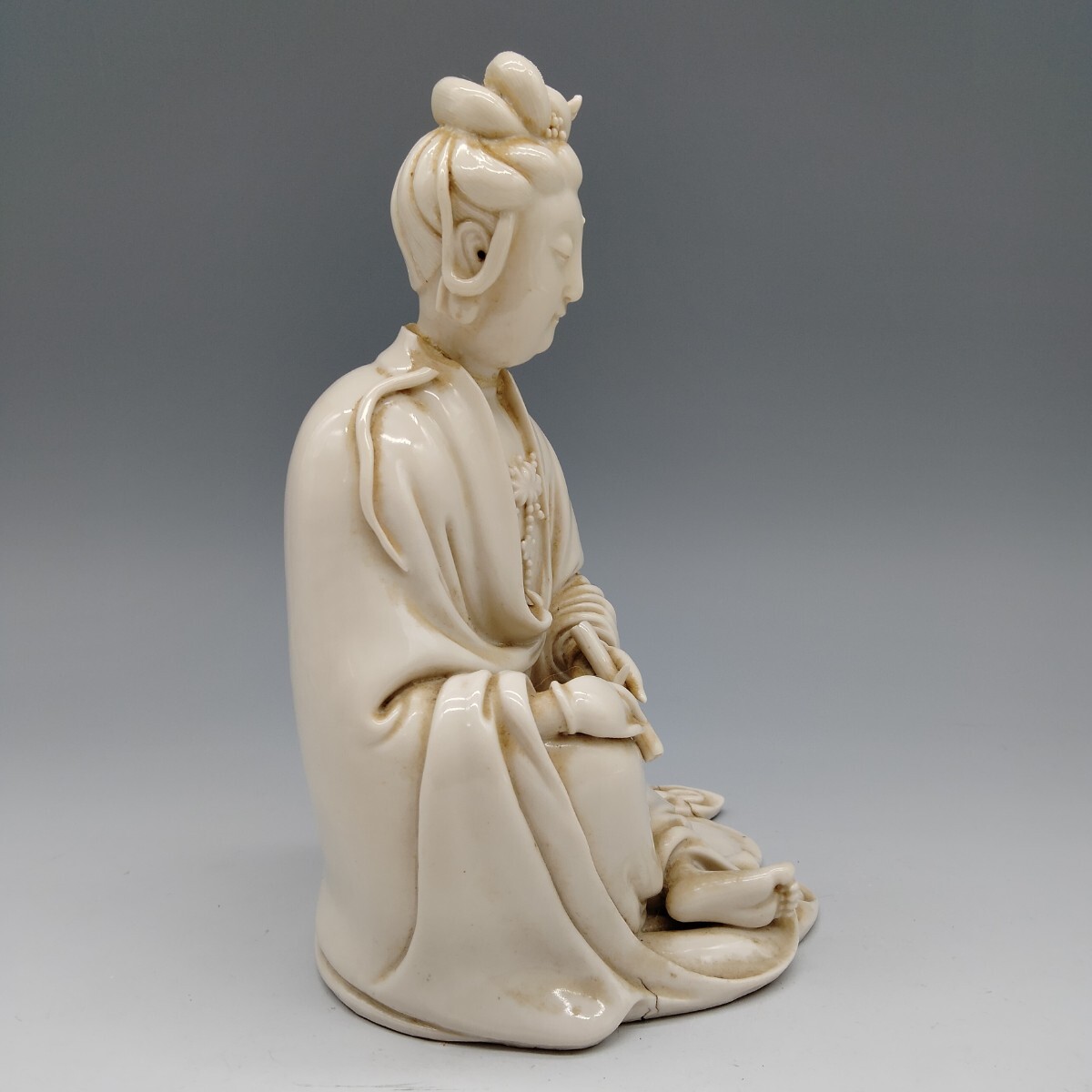 時代物 白磁 仏像 仏教美術 観音様 置物 観音像 徳化窯 共箱付き(清 