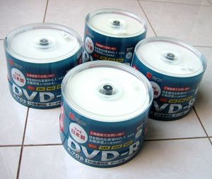 新品 未開封 That's 太陽誘電 BICS ビッグカメラ専売 データ用 DVD-R 4.7GB 16倍速 計200