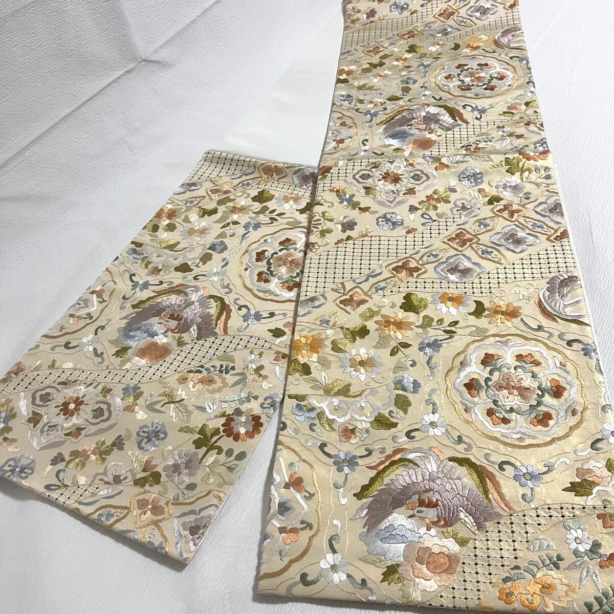 No.243 総刺繍 汕頭・蘇州刺繍 華文 鳳凰 金糸 六通袋帯 正絹 未使用