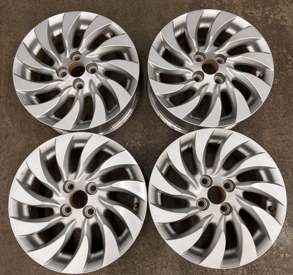 TOYOTA トヨタ bB 20系 純正 中古ホイール 4本 6J 15インチ PCD100 4穴