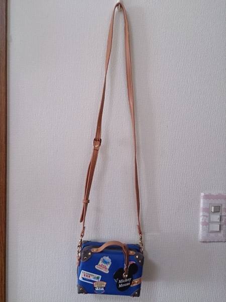 ディズニー ダッフィー トランク型ポシェット デジカメケース ディズニー 売買されたオークション情報 Yahooの商品情報をアーカイブ公開 オークファン Aucfan Com