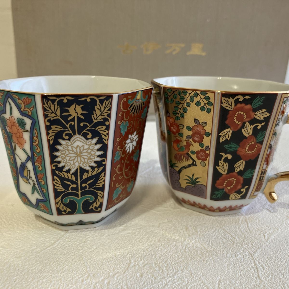 ☆【未使用品】有田焼 青藍窯 古伊万里コレクション 金彩八角 2点