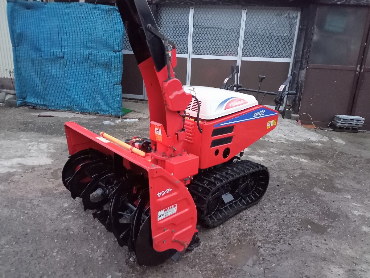 YANMAR　ヤンマー除雪機 YSRA122 ディーゼルエンジン　油圧ローリング、上下　電動シュウター　HST走行　是非突然の大雪に準備ください。_3