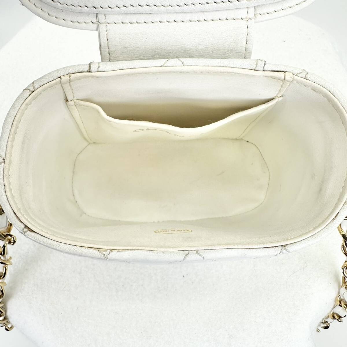 シール有 CHANEL シャネル マトラッセ ターンロック チェーンバッグ