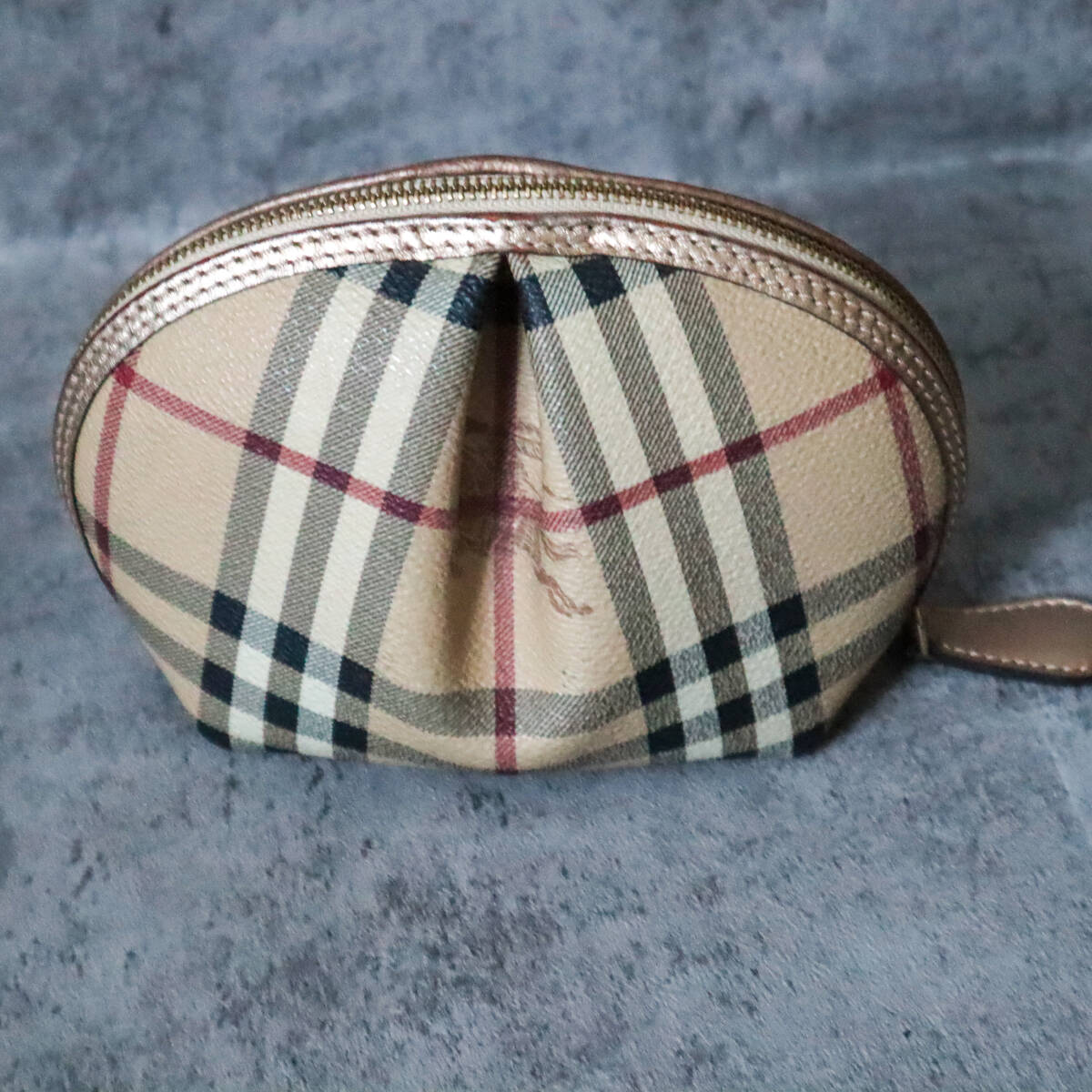 新品，高品質 BURBERRY/バーバリー 化粧ポーチ ダークブラウン ノバ 