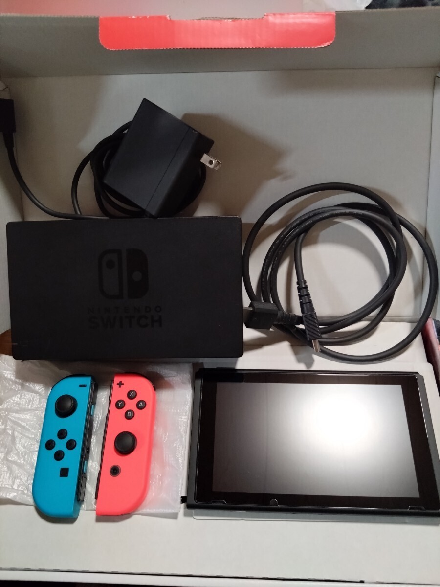 Nintendo Switch「バッテリー持続時間が長くなった新モデル」の