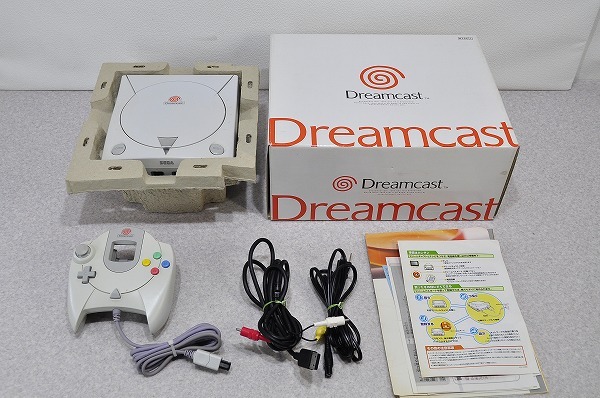 中古□ドリームキャスト本体 HKT-3000 コントローラー×1個 SEGA 中古□ドリームキャスト本体 HKT-3000 コントローラー×1個 SEGA