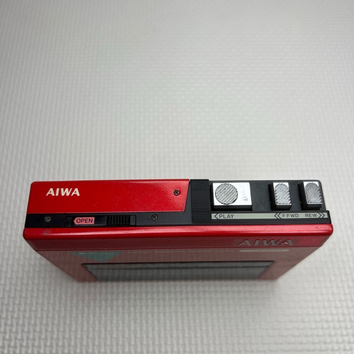 AIWA　アイワ　HS-P5　カセットプレーヤー　STEREO CASSETTE PLAYER 通電のみ確認　動作未確認【ジャンク】 AIWA HS-P5 カセットプレーヤー ジャンク カセットプレーヤー現状品 ステレオカセットプレーヤーの