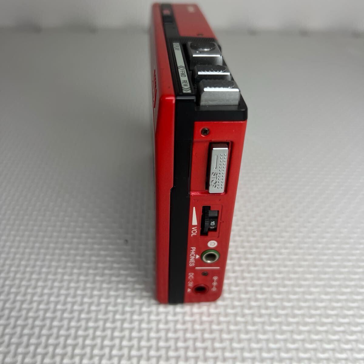 AIWA　アイワ　HS-P5　カセットプレーヤー　STEREO CASSETTE PLAYER 通電のみ確認　動作未確認【ジャンク】 AIWA HS-P5 カセットプレーヤー ジャンク カセットプレーヤー現状品 ステレオカセットプレーヤーの