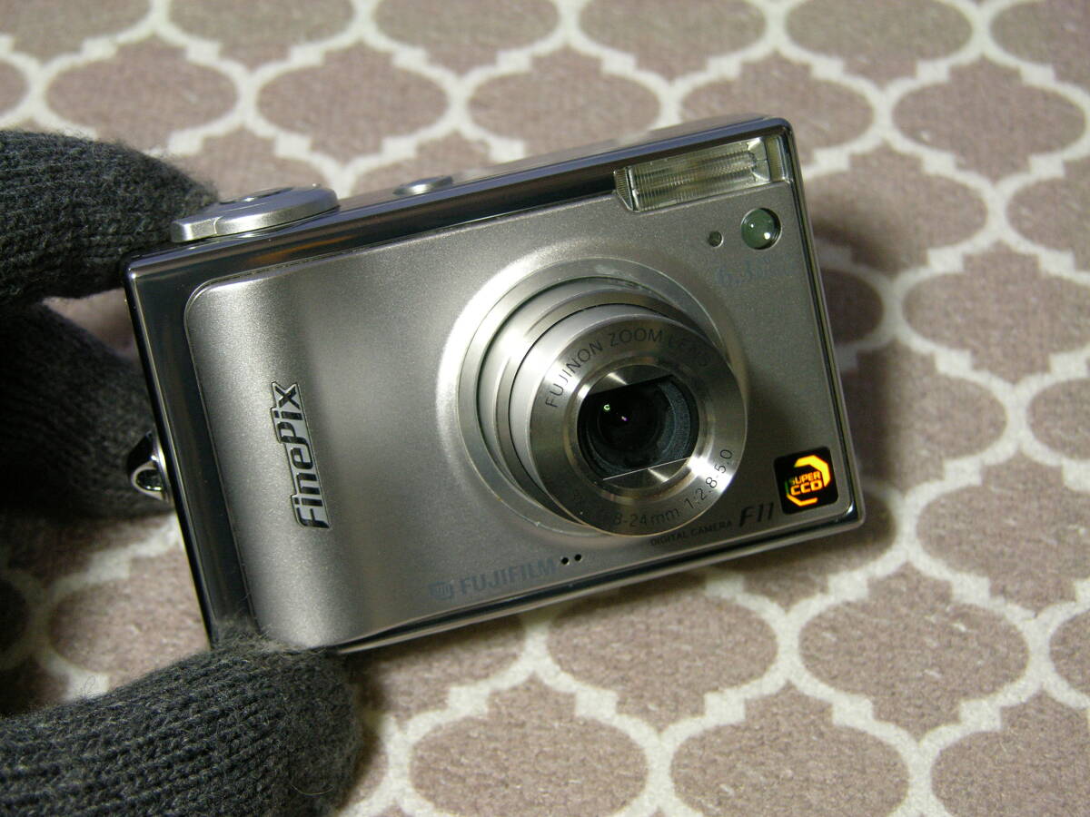 FinePix F11 コンパクトデジカメ xDカード2GB付き オールドコンデジ】20年近く前のコンデジの実力は？スーパーCCD
