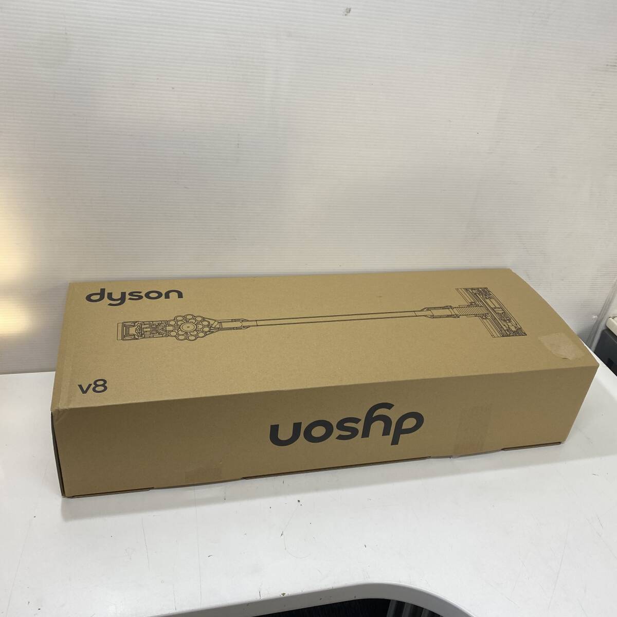 Dyson ダイソン V8 SV25 コードレスクリーナー 掃除機 箱有り