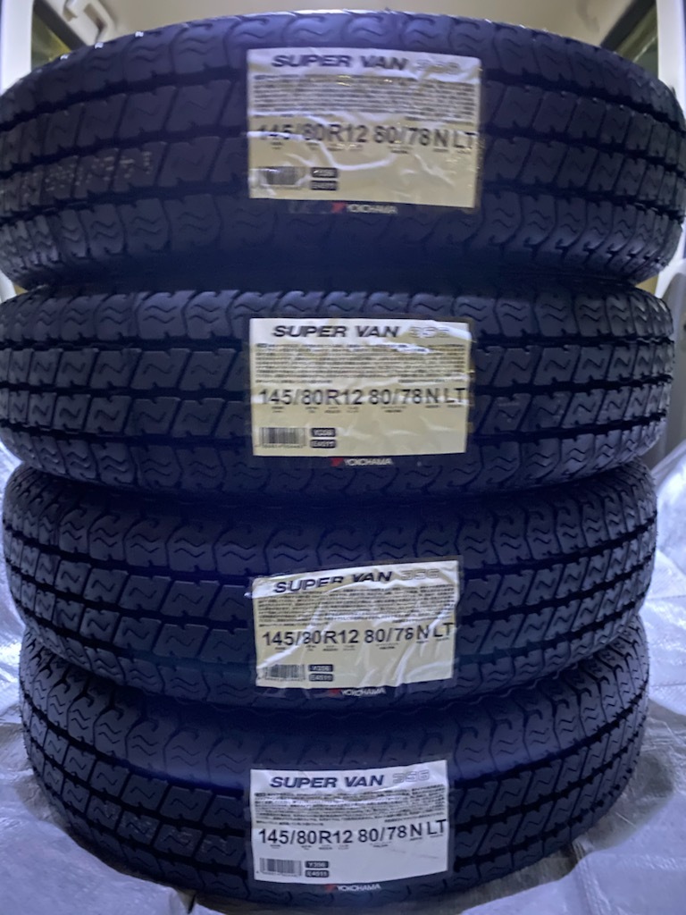 【送料無料】ヨコハマ スーパーバン 356　145/80R12 80/78N LT 4本セット 軽バン用　④ 145&frasl;80R12 0 LT 1 Find 軽貨物用夏タイヤYOKOHAMA