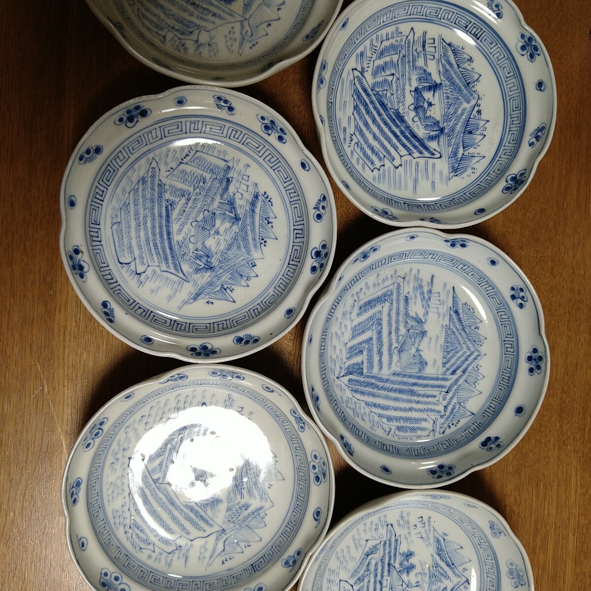 人の形 陶器 骨董品、旧家蔵出し、文化二年、 染付、直径17センチ。、高さ5センチ位