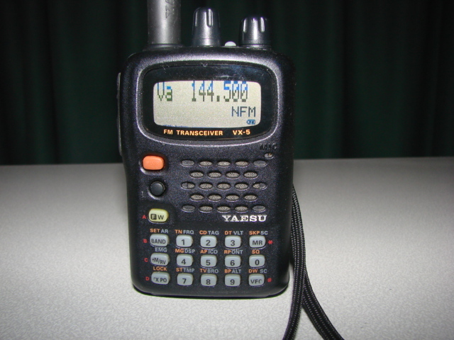 VX―5・50/144/430MHz帯、ANT/6本、取説付！ オプション多数