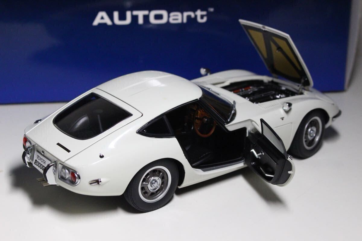 1/18 AUTOart Toyota 2000GT White トヨタ ホワイト 78753 オート