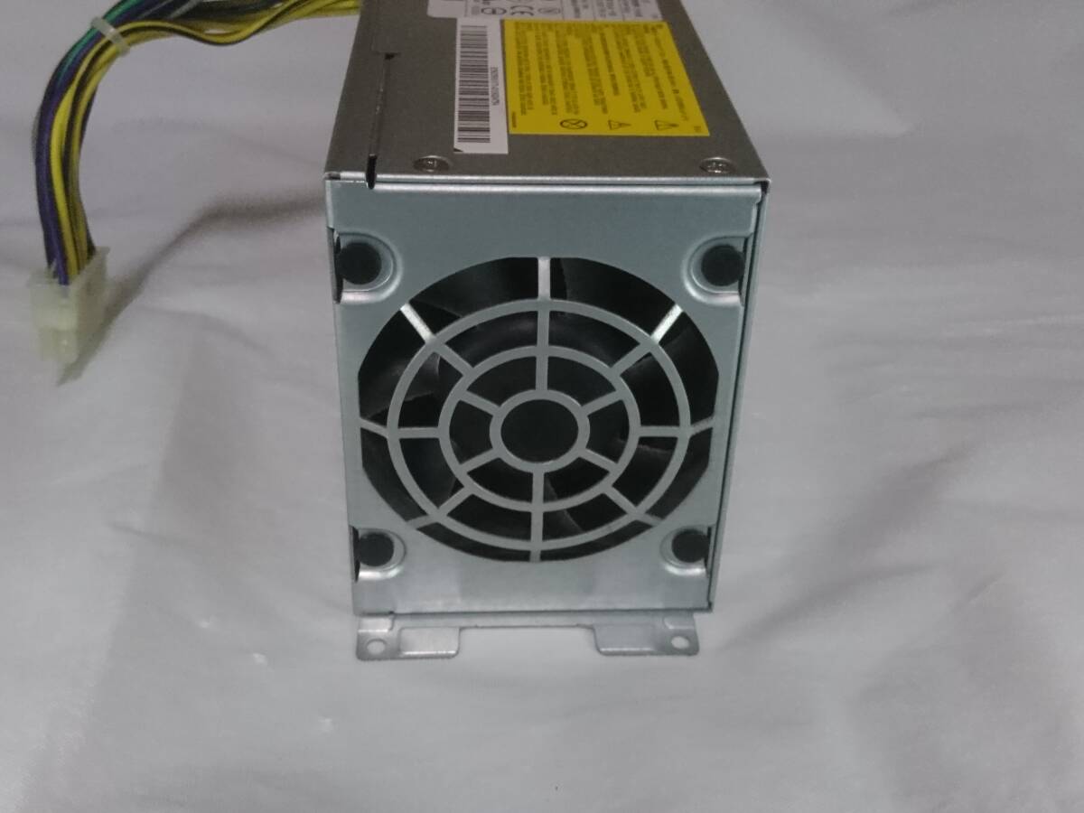 富士通 PRIMERGY TX100S3 についてた　電源ユニット DPS-250AB-62A_4
