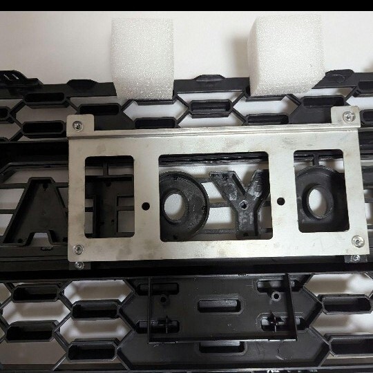 【組付け加工済】艶黒×艶黒RAV4タコマ風グリル_5