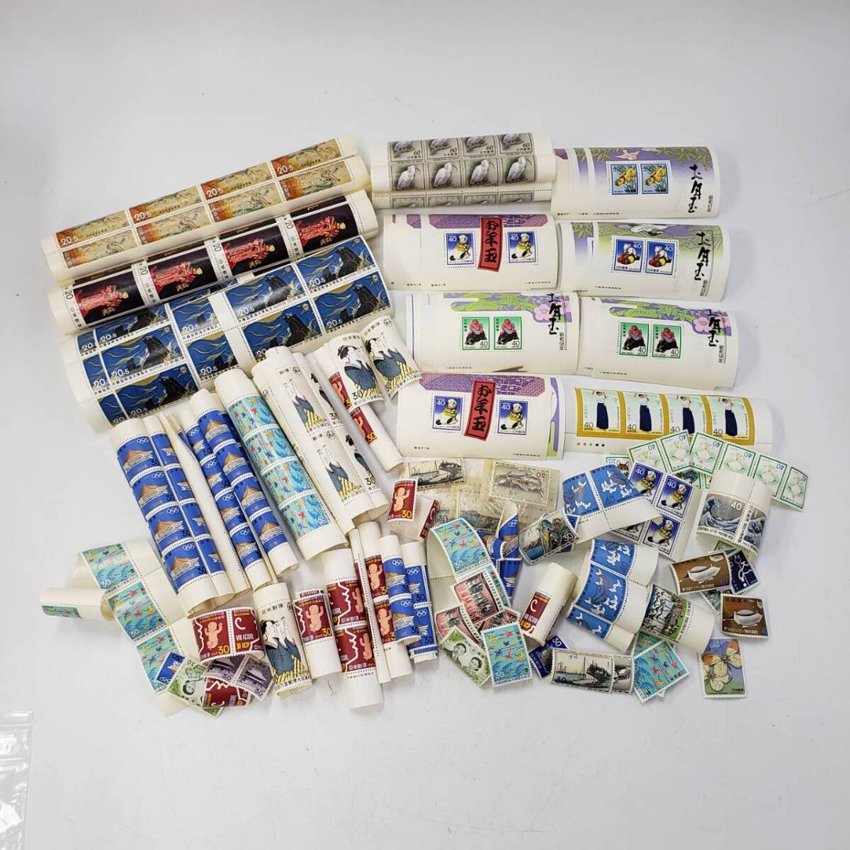 x/x/x/M024-530/ 切手大量まとめ 20円×約50枚 30円×約150枚 40円×約110