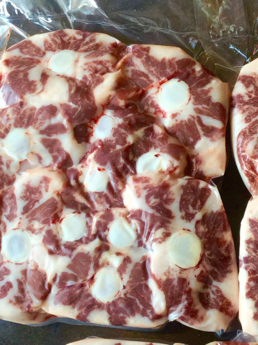 黒毛和牛（経産）テール6頭分 8.1kg_1