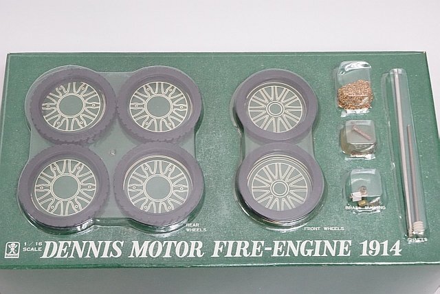☆ BANDAI バンダイ 1/16 1914年型 デニス モーター ファイア エンジン