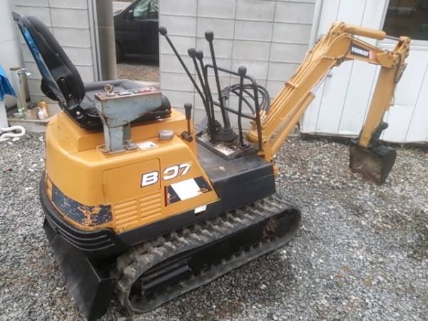 ヤンマーYANMAR 小型ユンボ B07 中古良品(建設機械、重機)｜売買され 
