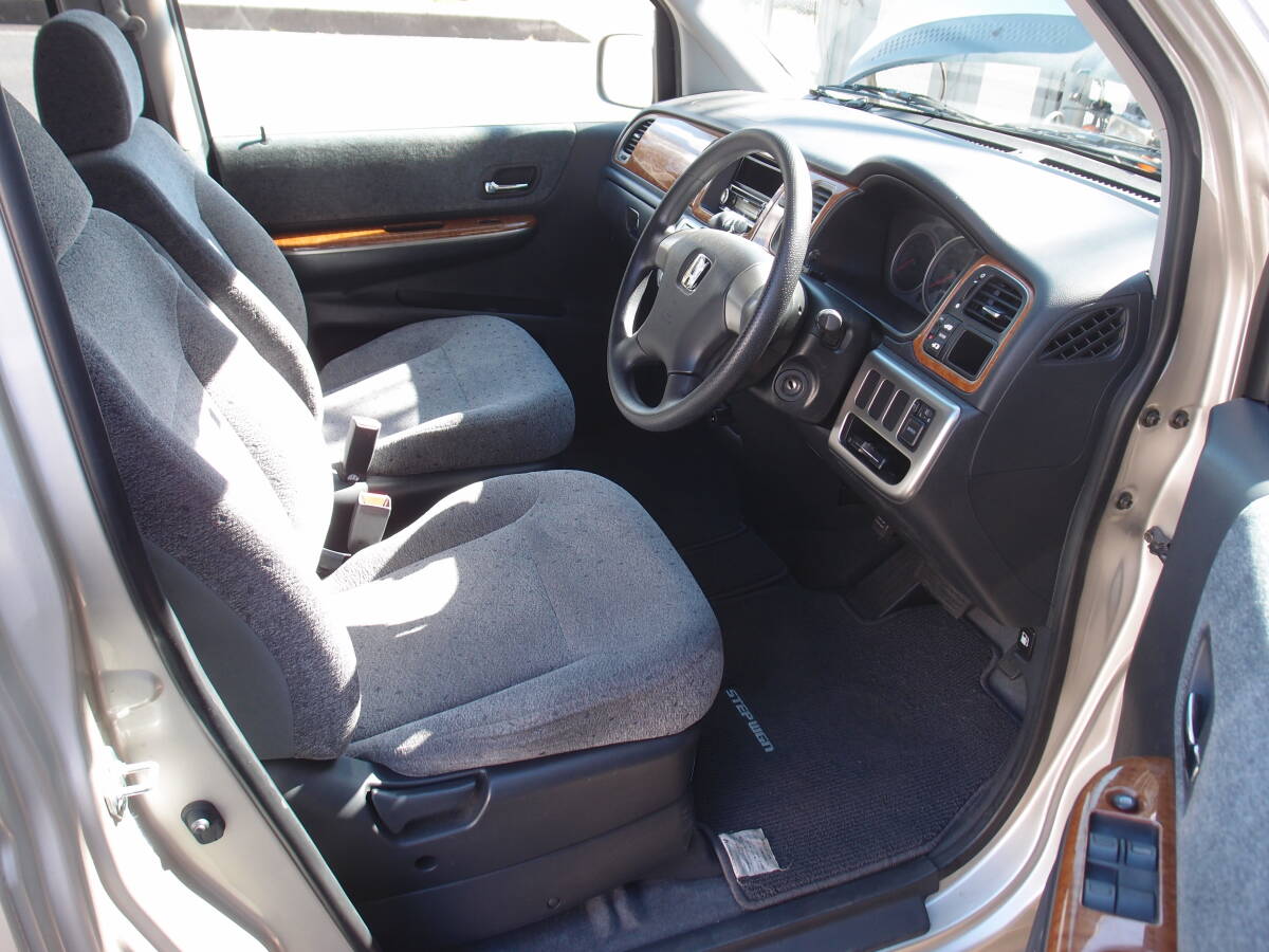 １５年ステップワゴン　車検の長い良好中古車です。つくば市から　追加の説明と画像が７枚あります。３月２日終了の格安売り切り中☆彡_10