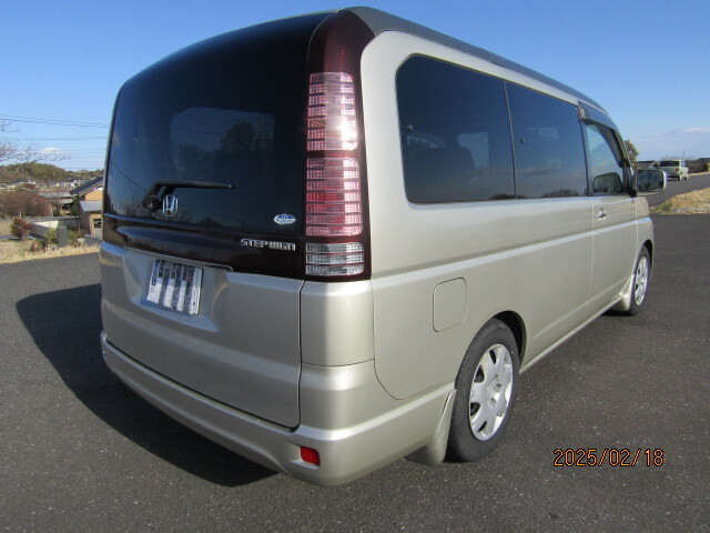 １５年ステップワゴン　車検の長い良好中古車です。つくば市から　追加の説明と画像が７枚あります。３月２日終了の格安売り切り中☆彡_5