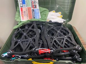 ◇送料込み　非金属タイヤチェーン カーメイト CARMATE クイックイージー　 QE10L 215/45