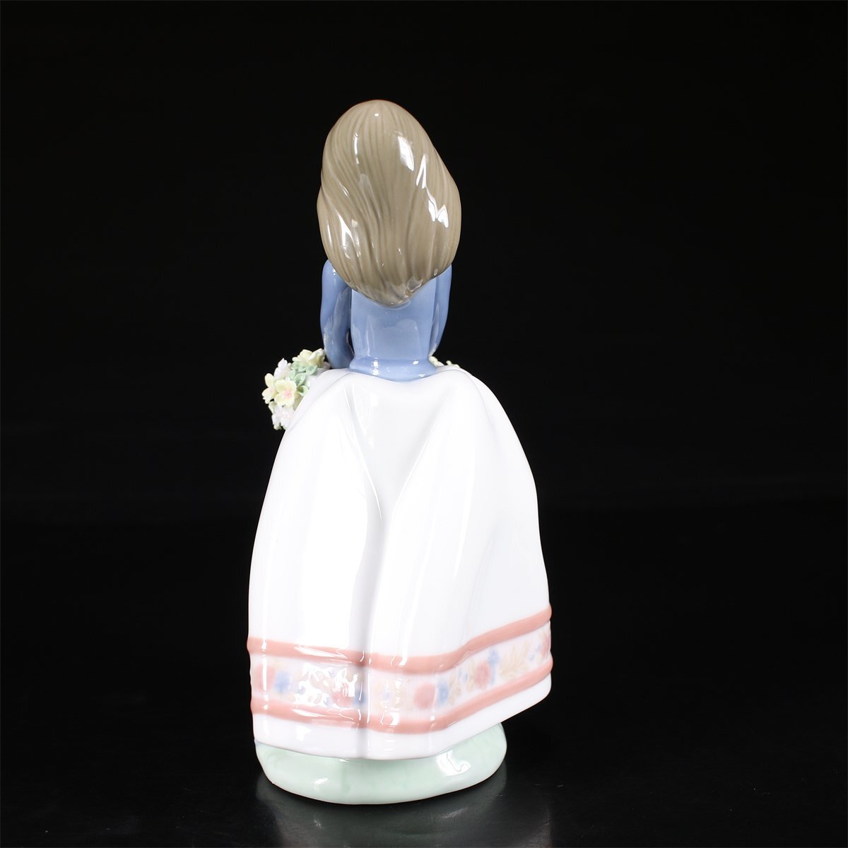 【吉】CK033 LLADRO 【リヤドロ】 フィギュリン 磁器人形 花籠美少女 置物 高17.5㎝／共箱付 美品！_4